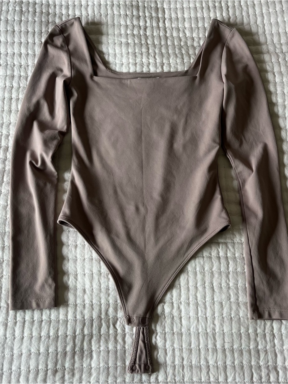 Aritzia Babaton Contour Square-Neck Bodysuit in Dusty Mauve XS